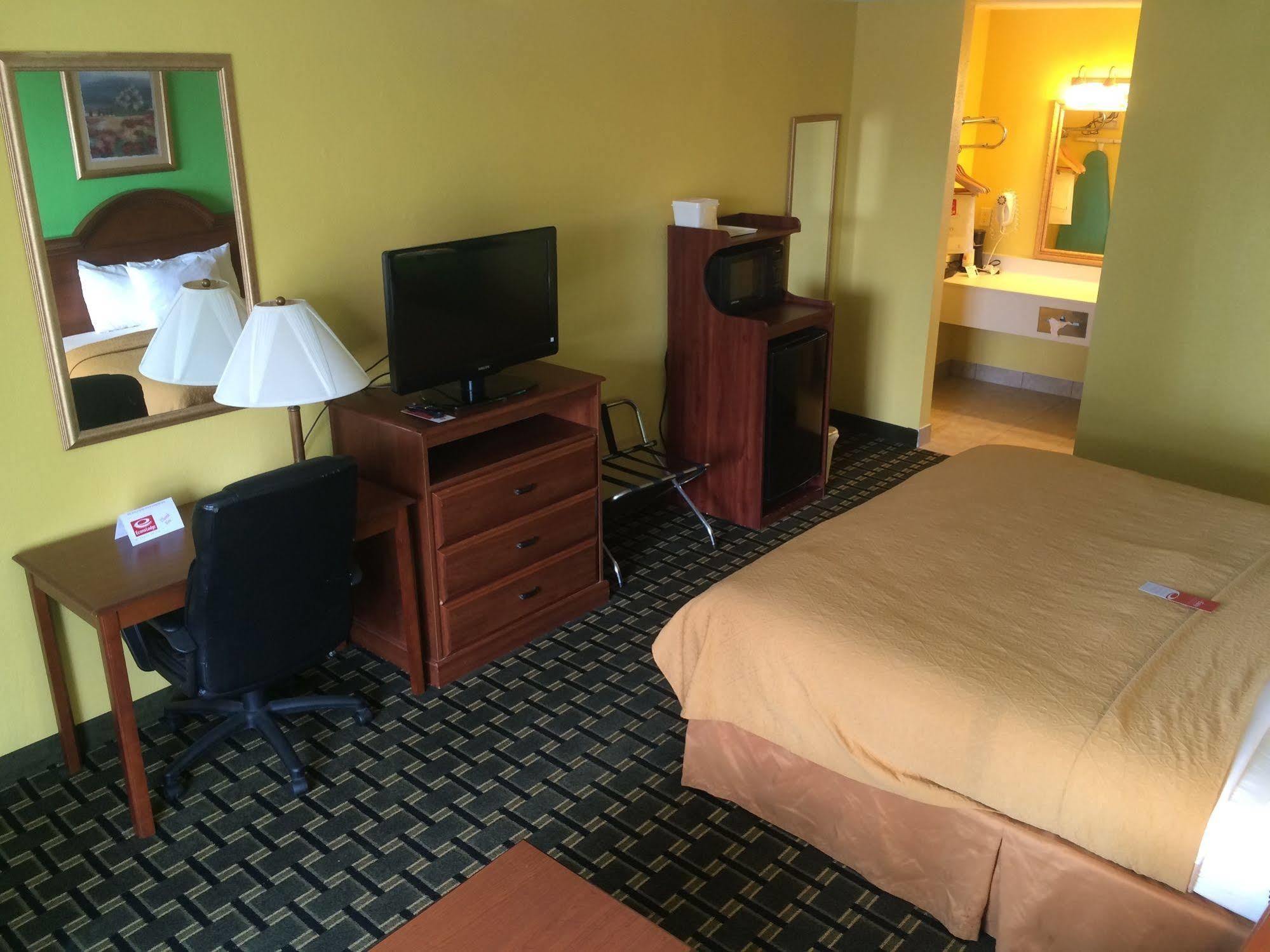 דאגלס Econo Lodge מראה חיצוני תמונה