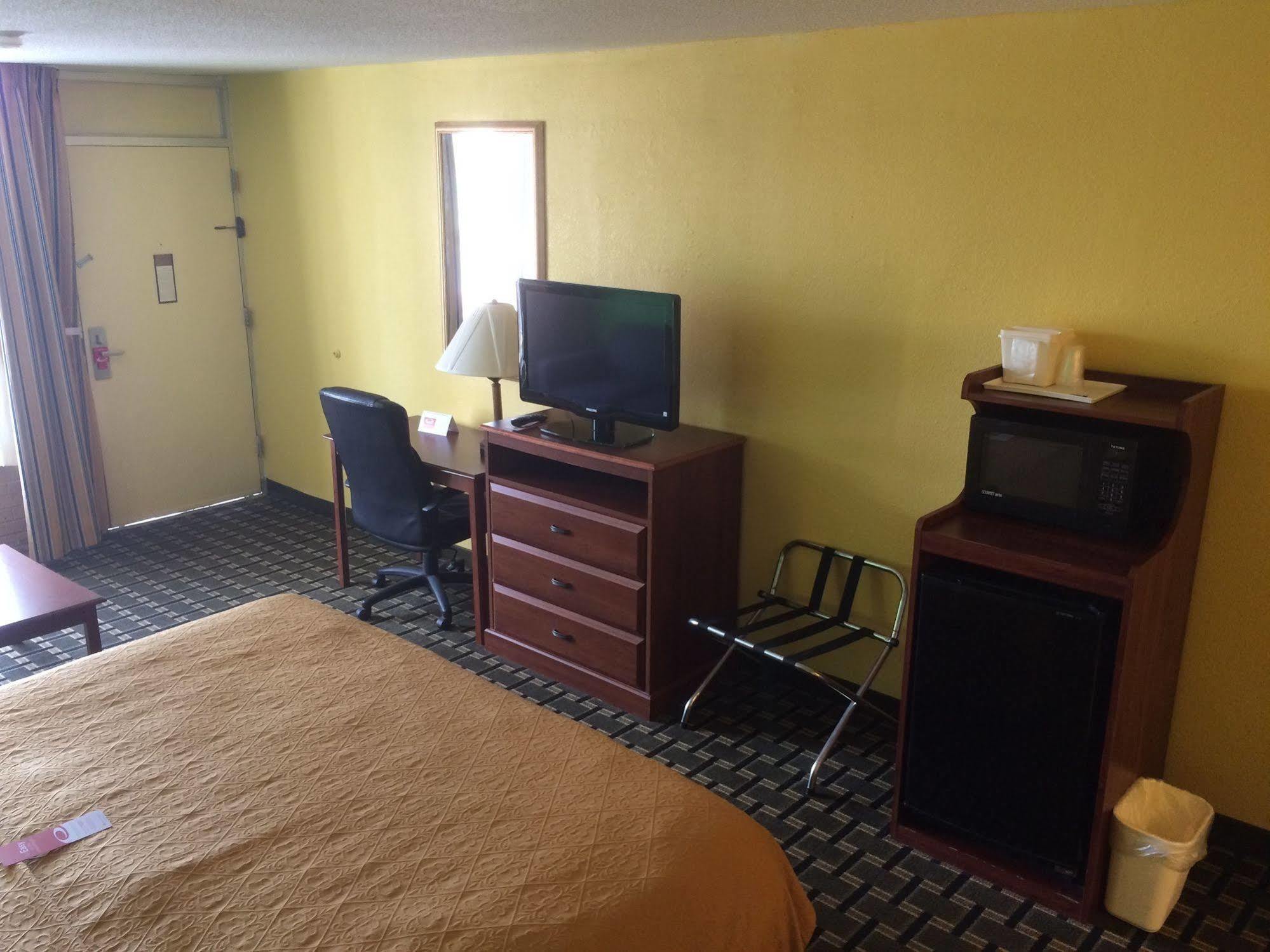 דאגלס Econo Lodge מראה חיצוני תמונה
