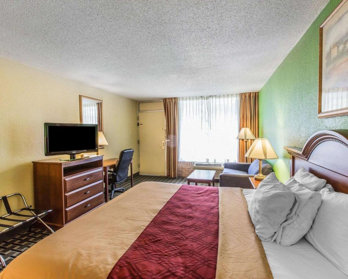 דאגלס Econo Lodge מראה חיצוני תמונה